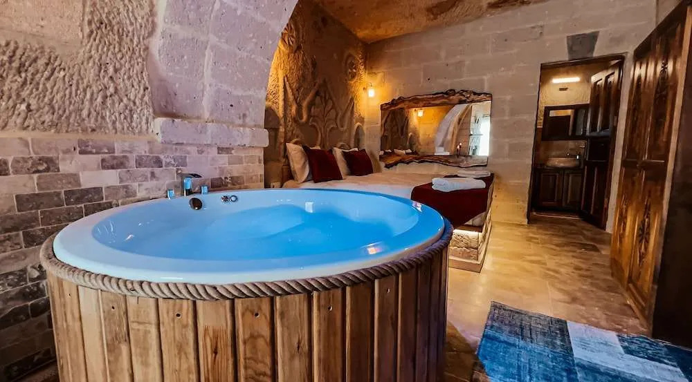 Bayar Cave Suites Special Class