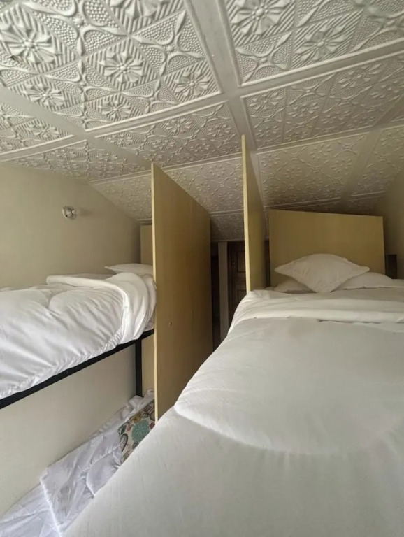 Elemental Hostel coliving