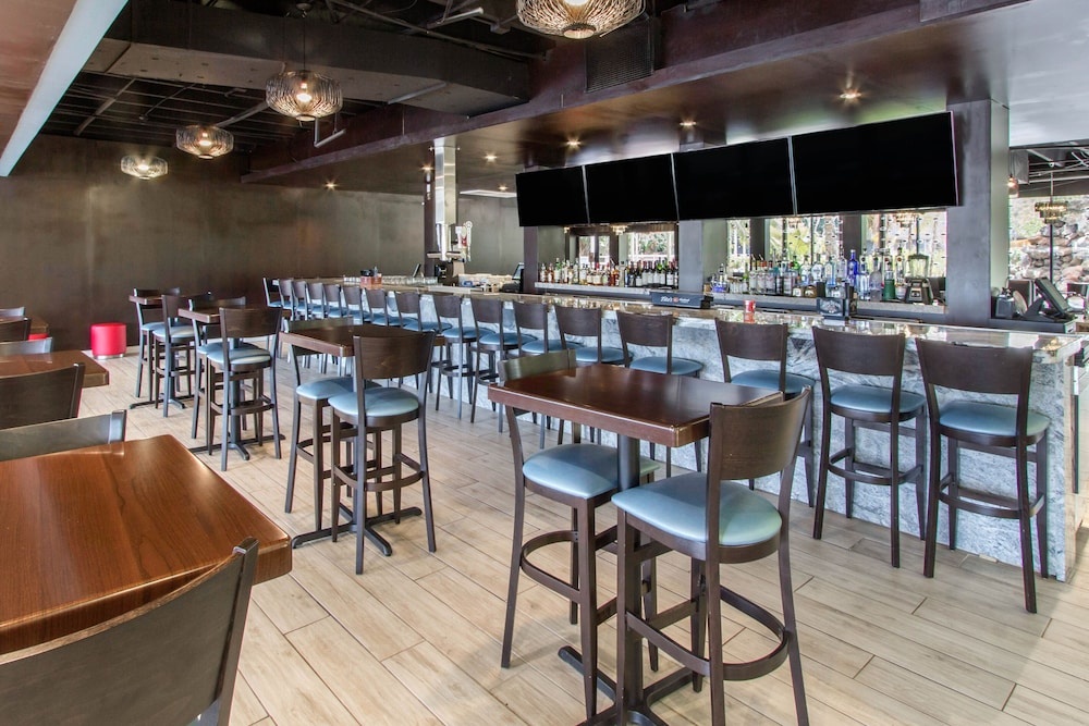 Clarion Hotel & Conference Center Tampa