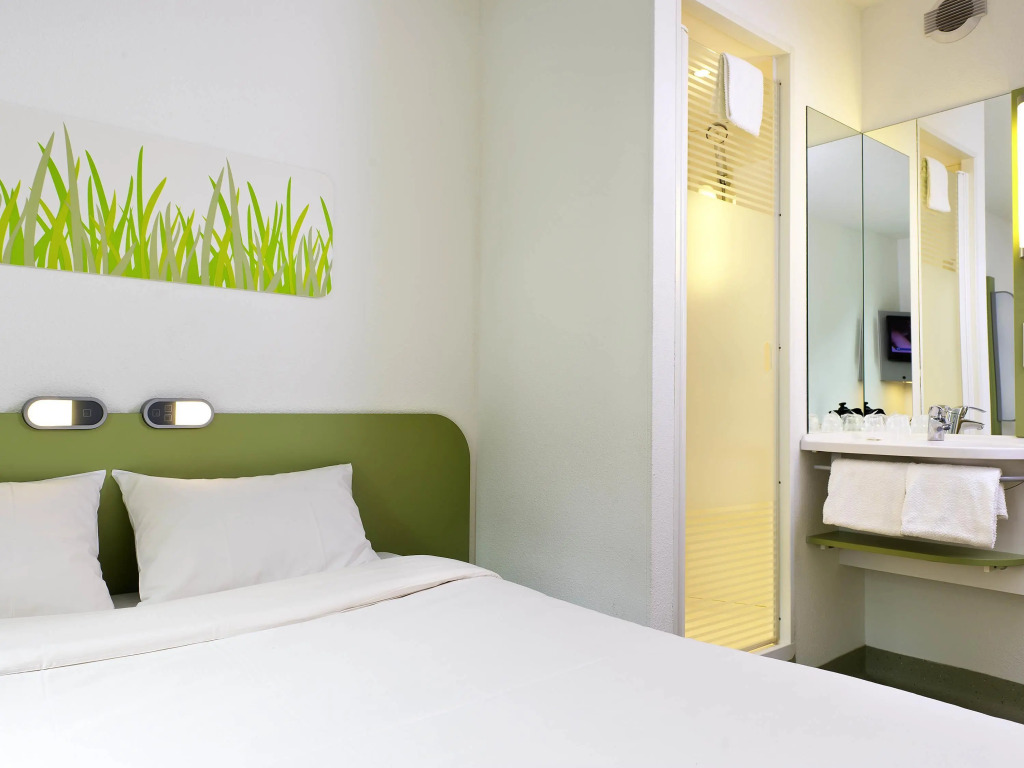 ibis budget Courbevoie Paris la Defense 1