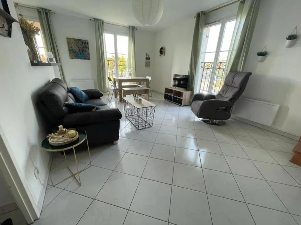 Charmant appartement duplex à 5min de Disney.