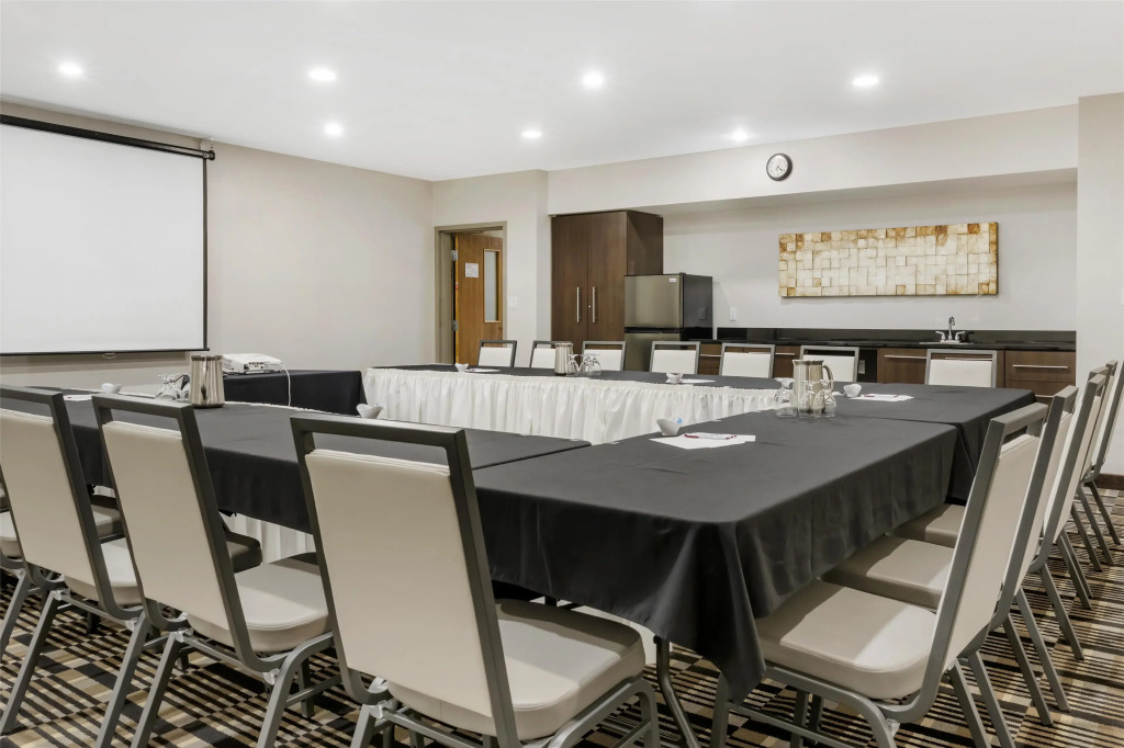 Best Western Plus Bridgewater Hotel & Convention Centre