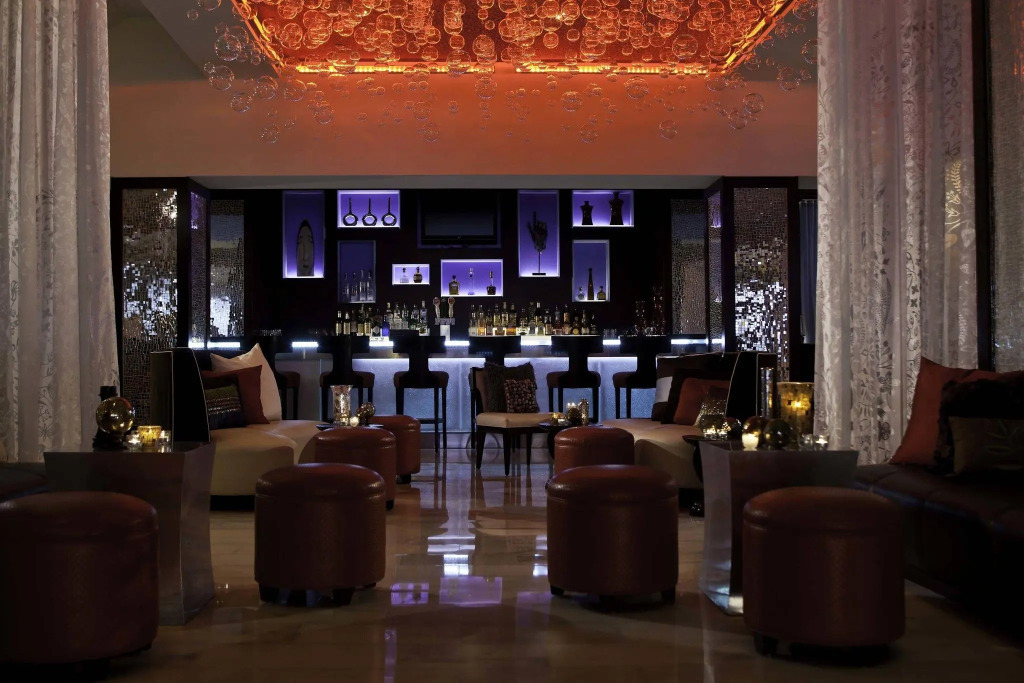 Renaissance New Orleans Pere Marquette French Quarter Area Hotel