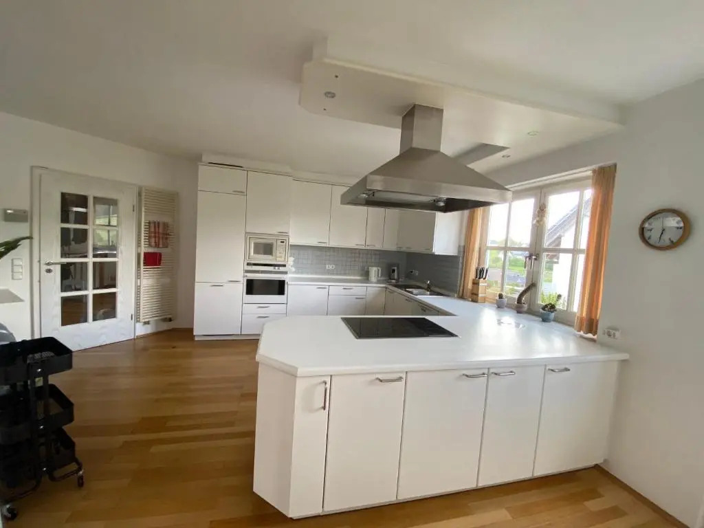 Villa Vahl Luxe groepsvilla, 16 personen, tuin met BBQ en sauna, open haard, perfect voor families & retreats