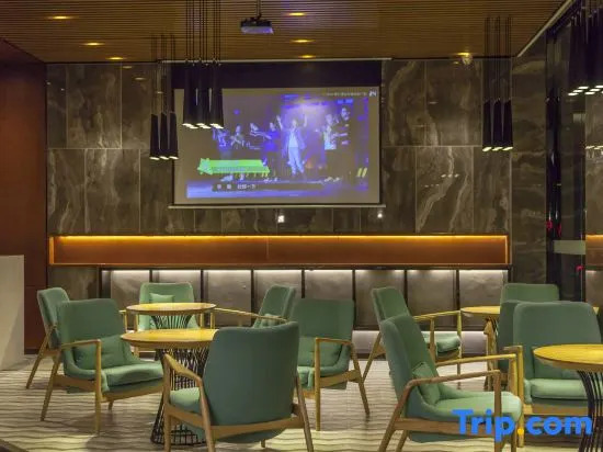 Parfik 3D Film Hotel (Wenling Zeguo Passenger Transport Center)