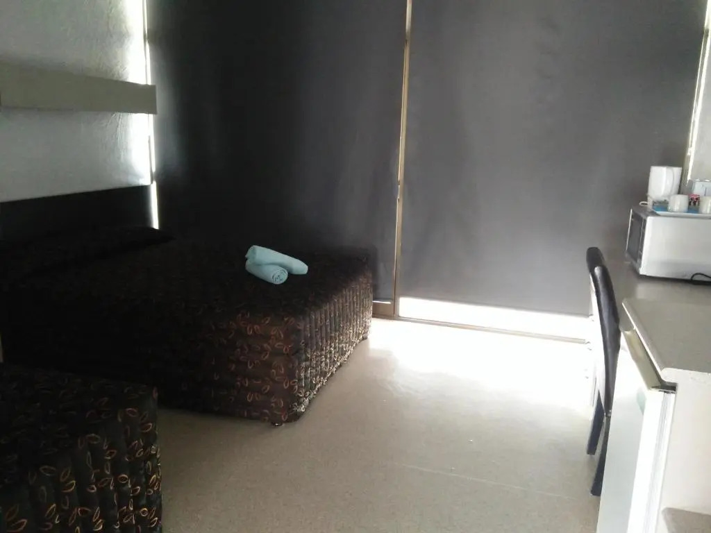 Overlander Hotel