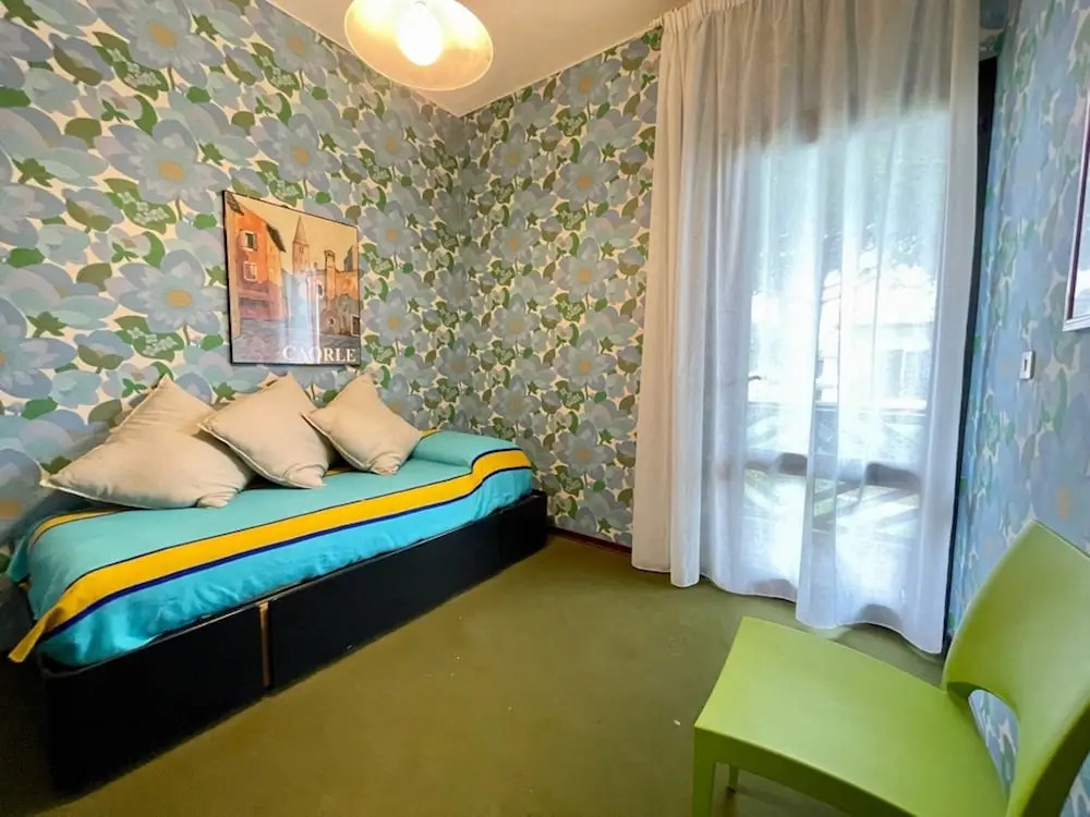 Colorful and Stylish Villa With Shared Pool and Private Garden by Beahostrentals