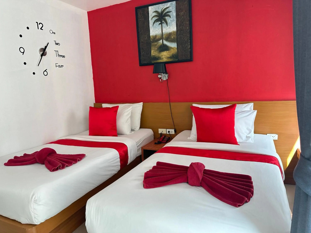 PJ Patong Resortel