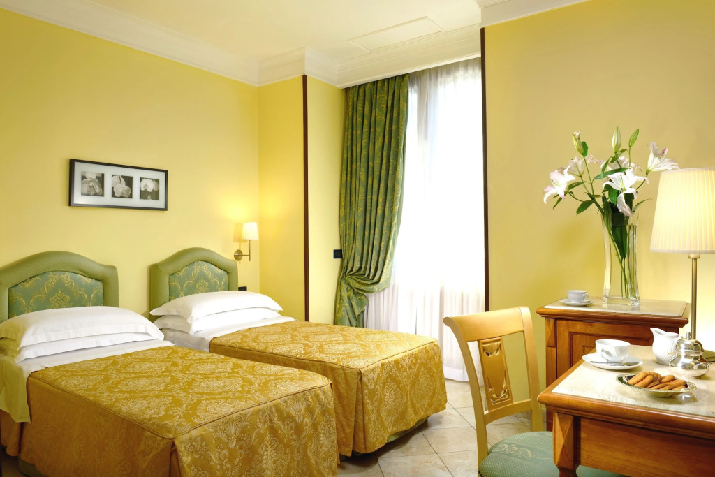 Hotel Tuscolana