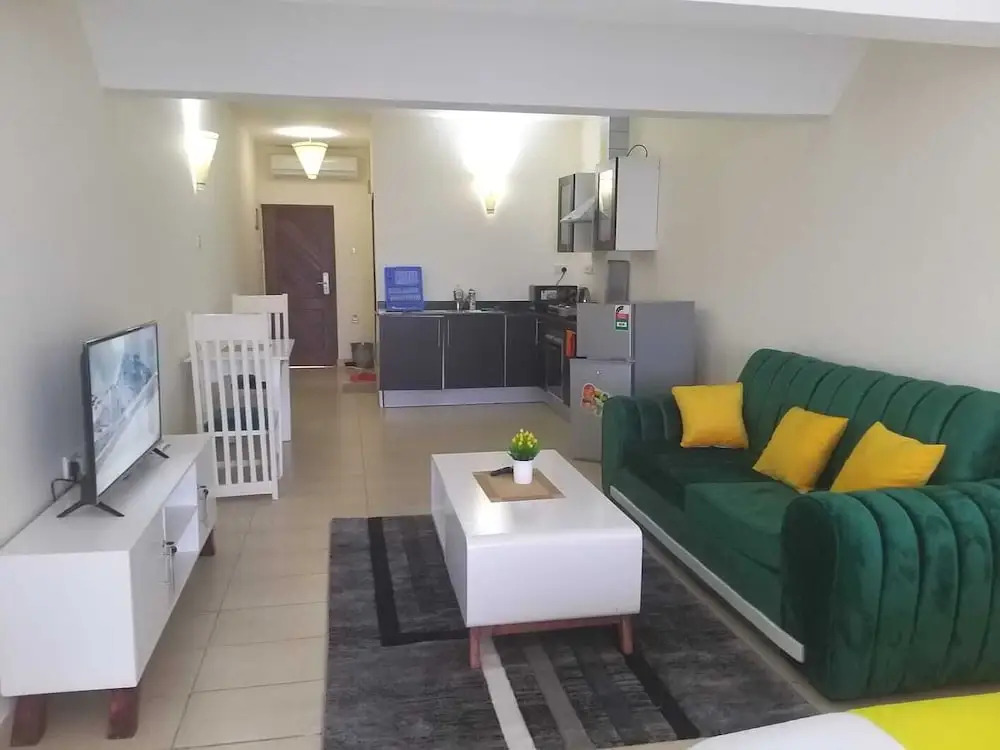 Lux Suites Golden Sun Studio Apartments