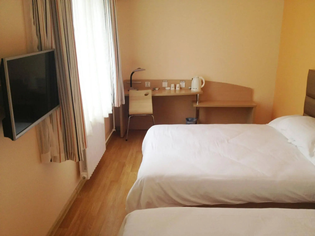 Yinzuo Jiayi Hotel Qingdao Hangzhou Road Bus Station