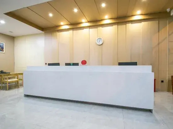 Wencheng Yuecai Fashion Hotel
