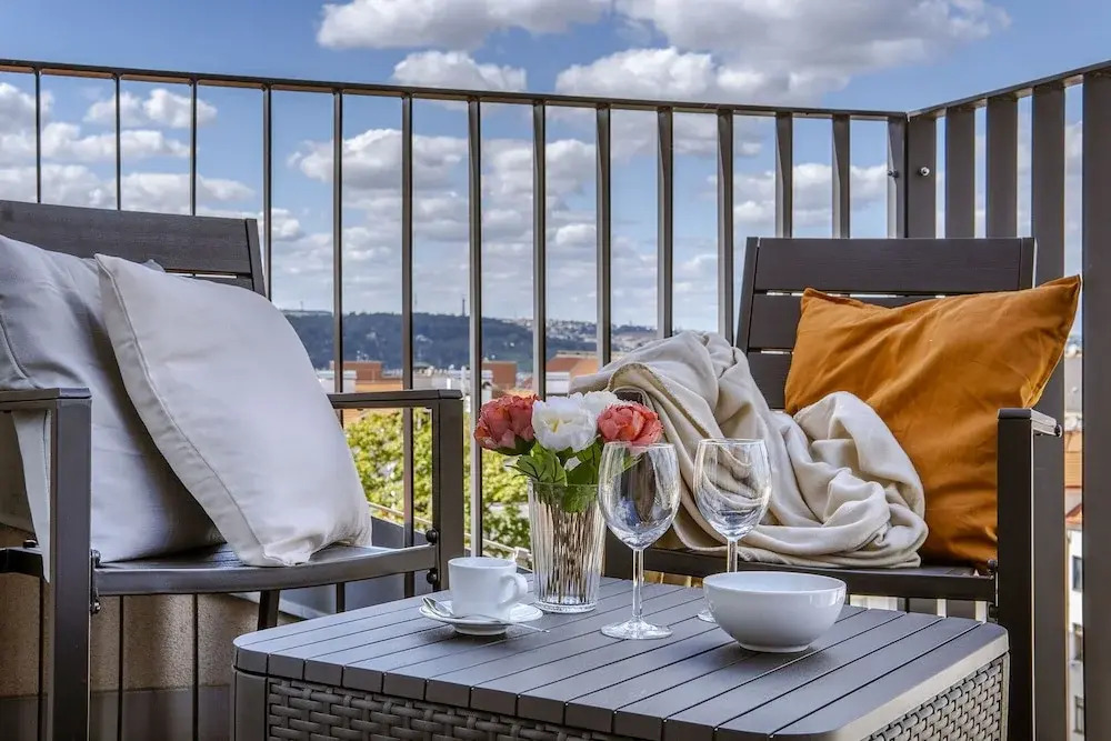 Charm APTs in Prague by Michal&Friends