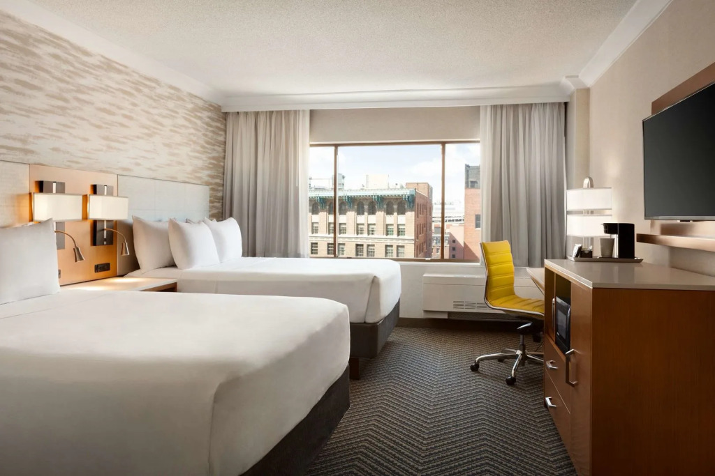 Radisson Hotel Baltimore Downtown - Inner Harbor