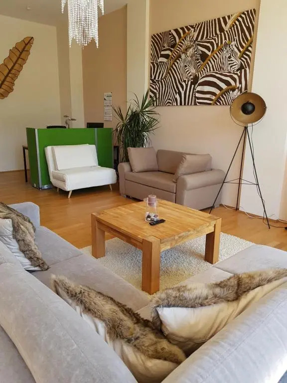 Tillyhome