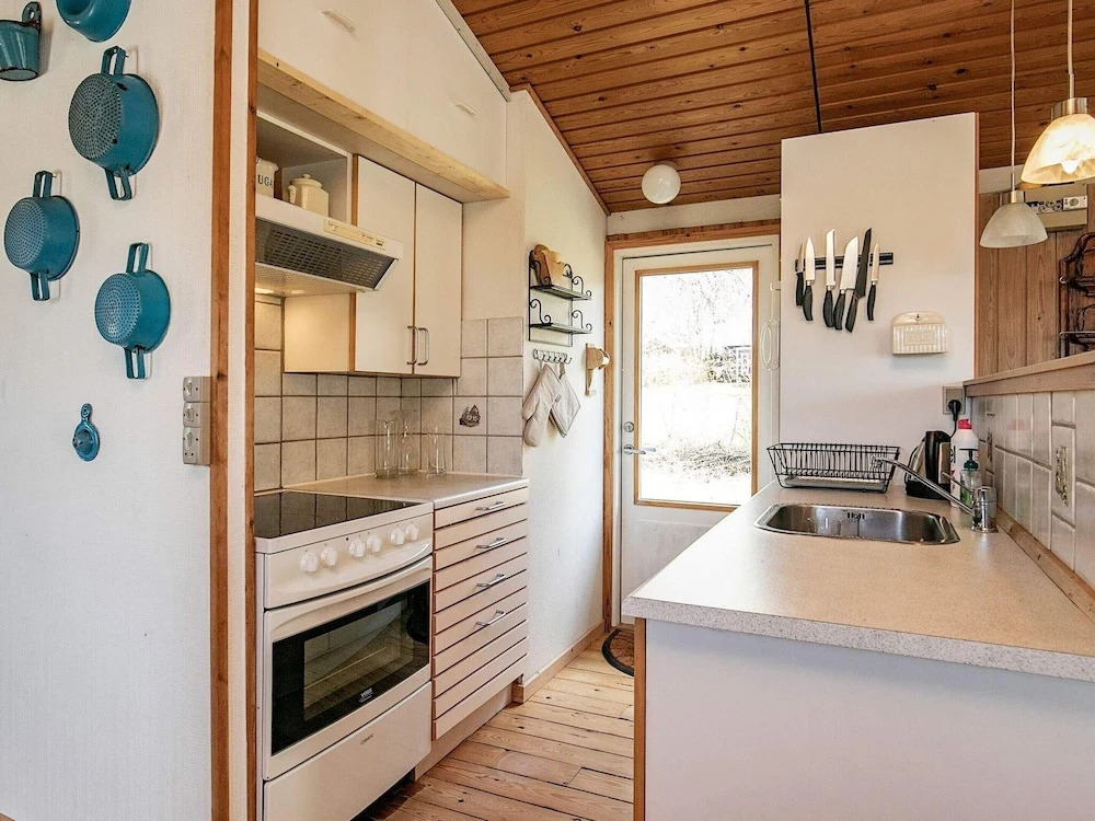 6 person holiday home in Farsø-By Traum
