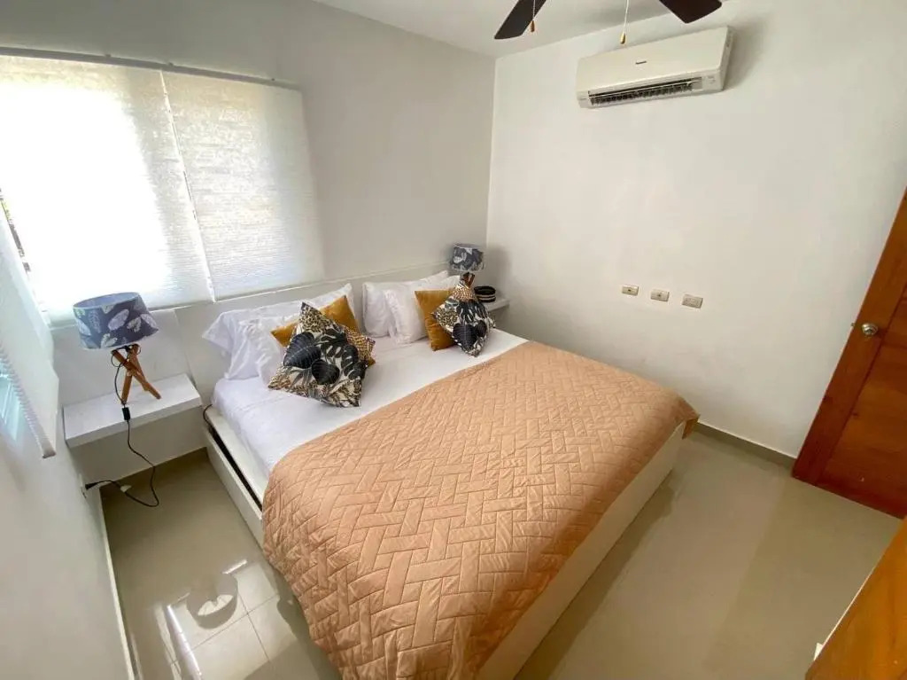 Full Village + 4 rooms + Private pool