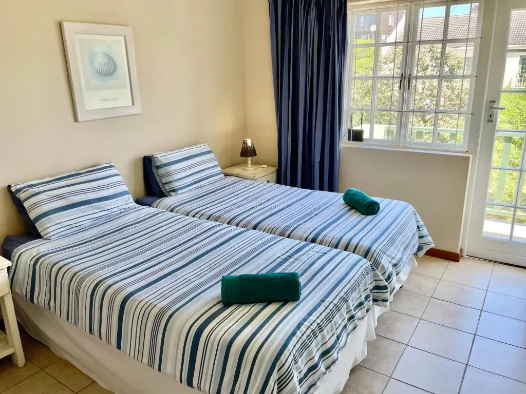 65 Settler Sands Beachfront Accommodation