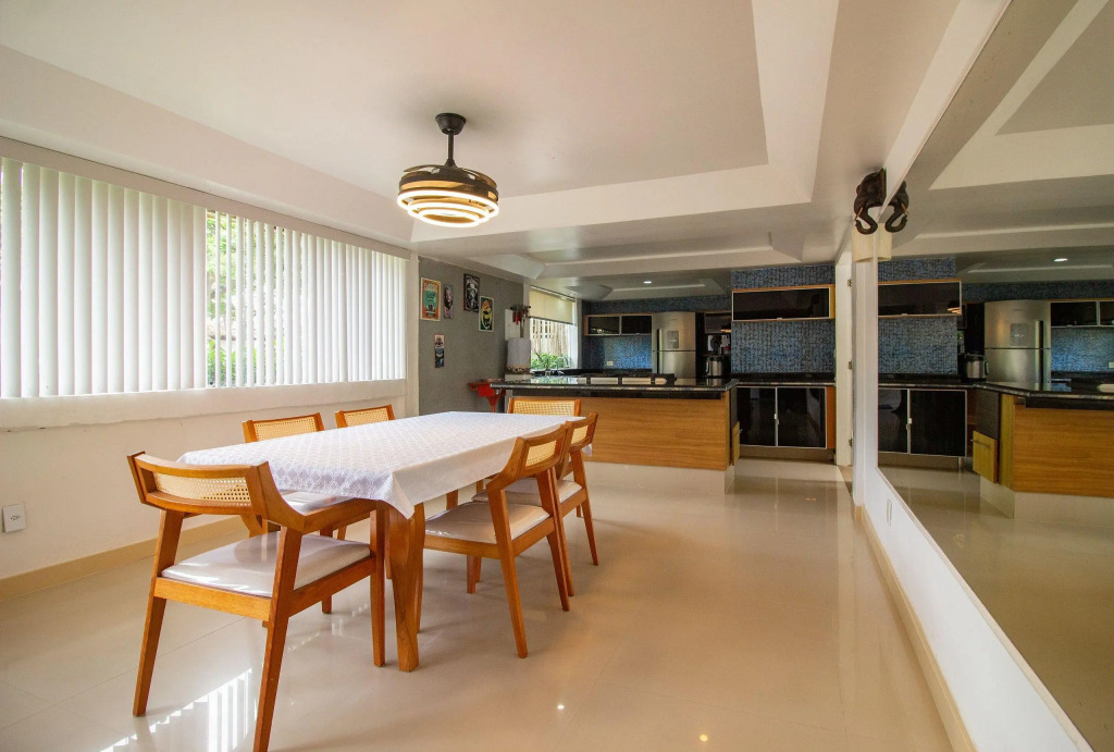 Bela Casa Próximo A Praia De Manguinhos Por Luxury Rentals