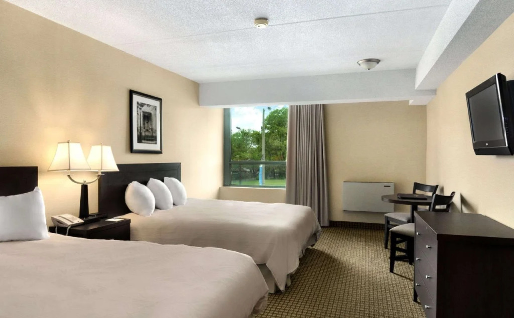 Days Inn by Wyndham Niagara Falls Lundys Lane