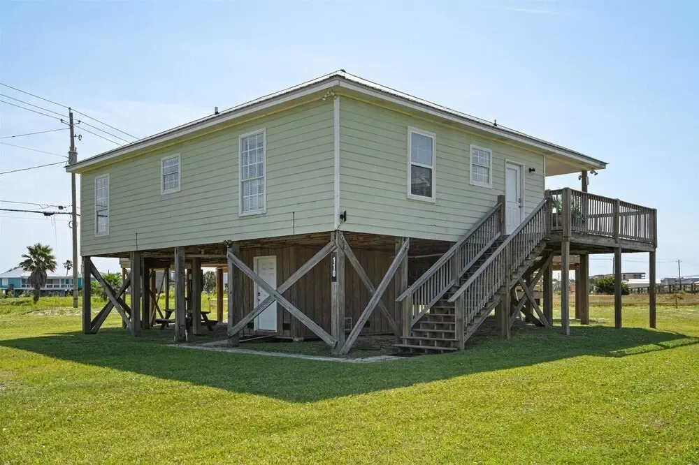 Sea View Cottage - 110 Ponce De Leon 3 Bedroom Home by RedAwning