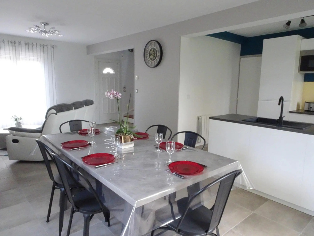 Semi-detached House, Brehal