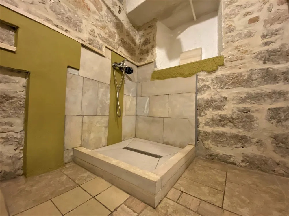 Voltera Apartments in Betina Old Town, with Parking Nearby