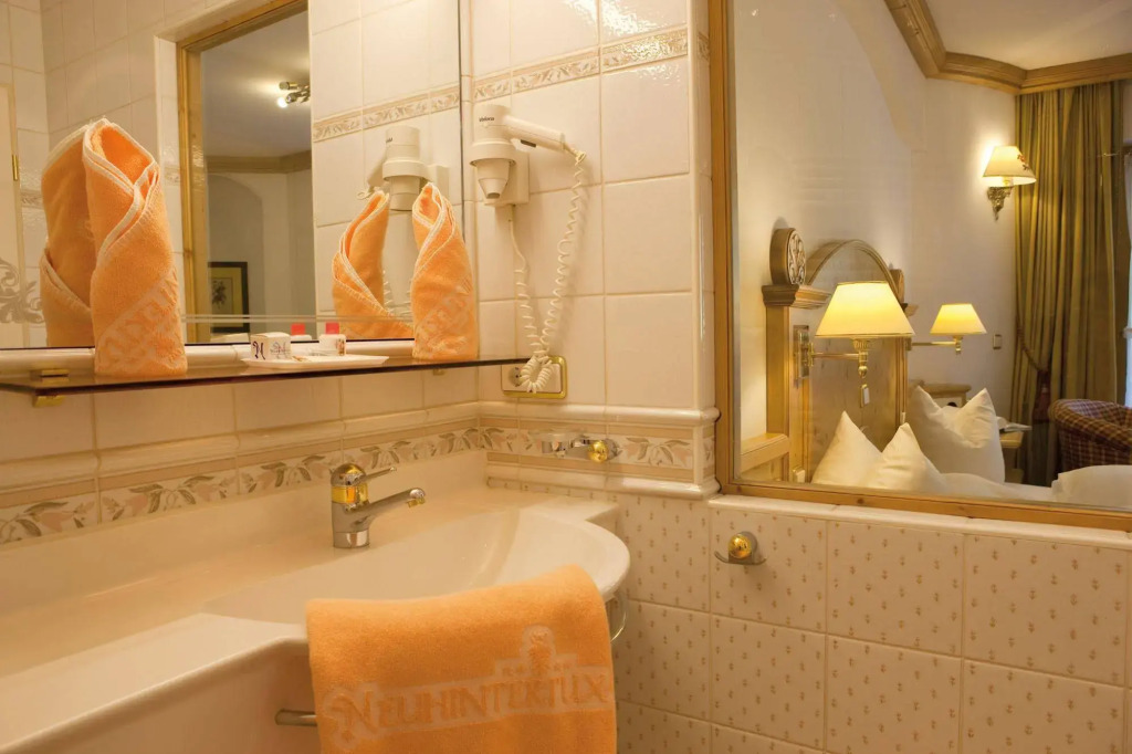 Hotel Neuhintertux 4 Sterne superior