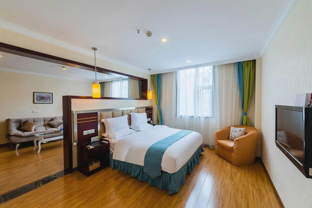 Jincheng Hotel