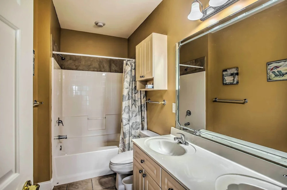 Family-friendly Myrtle Beach Condo Near Beach
