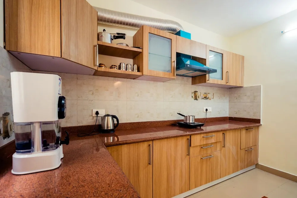 OYO 13208 Home Serene 2BHK Aradhana Greens