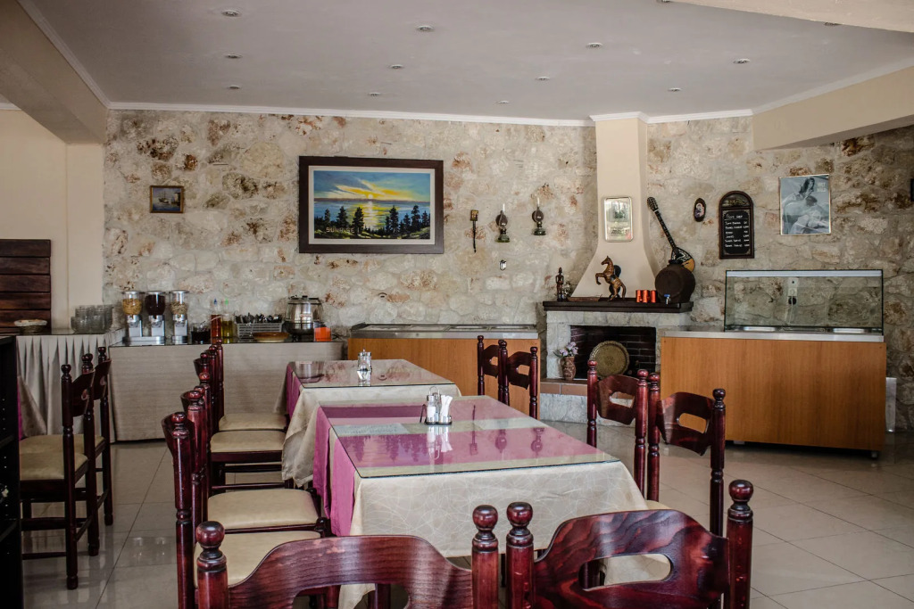 Hotel Ilios