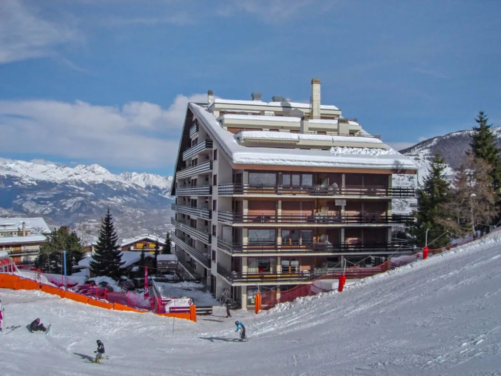 Apartment Olympic R4 by Interhome
