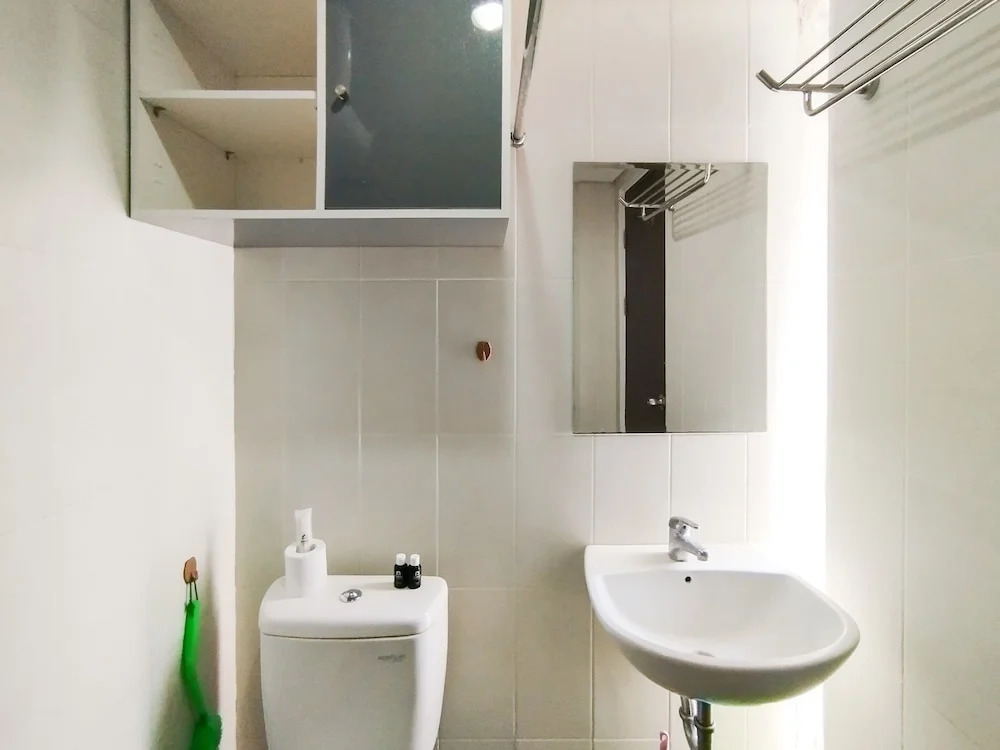 Strategic And Comfy Studio At Skyland City Jatinangor Apartment
