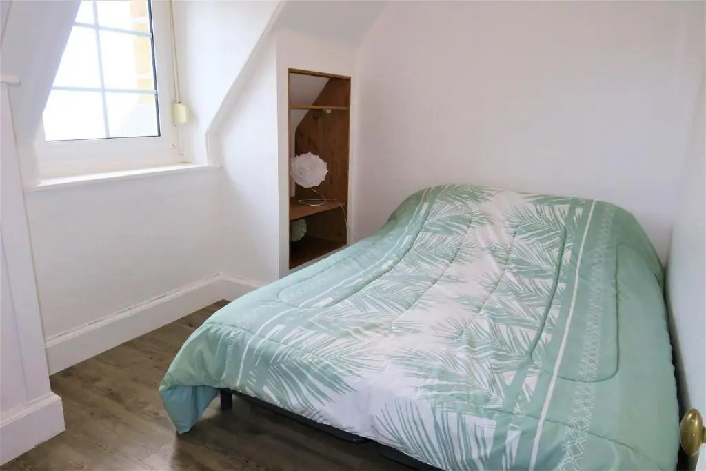 Appartement rénovée SUPERBE VUE MER au 2ème étage du Château de Trestraou - Réf 864