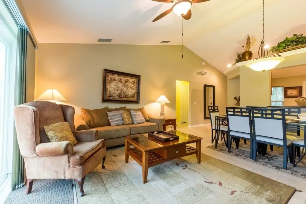 Florida Pines 116 - Three Bedroom Villa with Private Pool