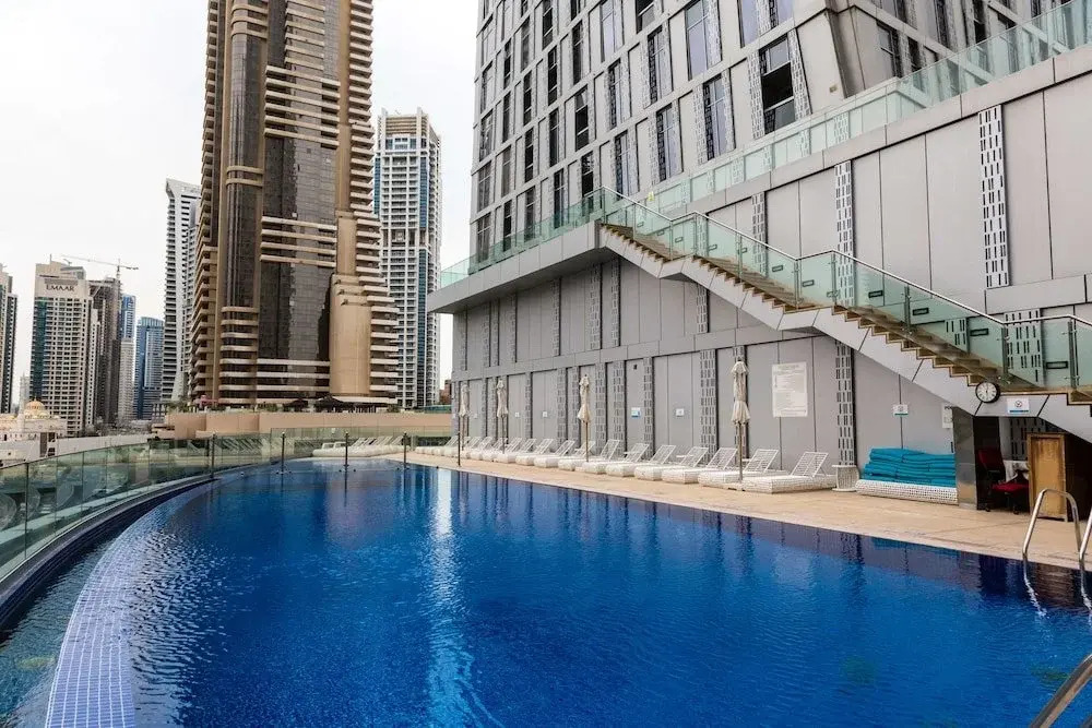 Havenly Vacation Cayan Tower