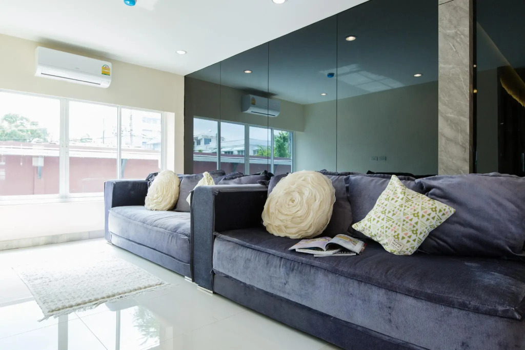 The M Apartment