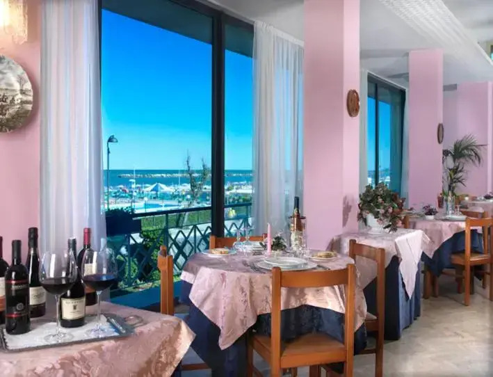 Hotel Diplomatic