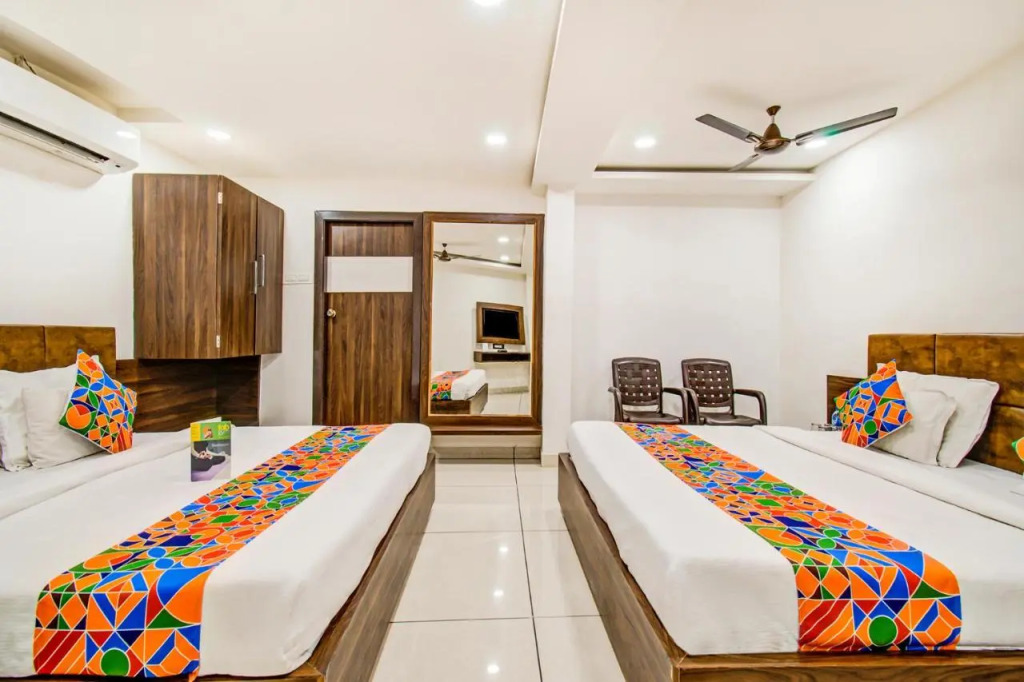 FabHotel Rajnandani Residency