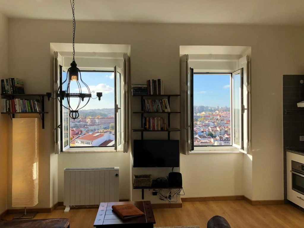 The Hilltop Nest