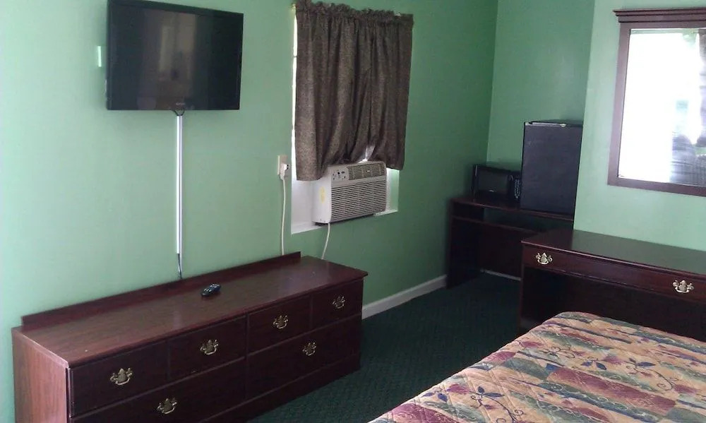 Kenwood Motel