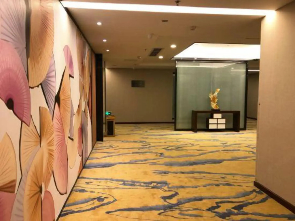 Xinhua Hotel