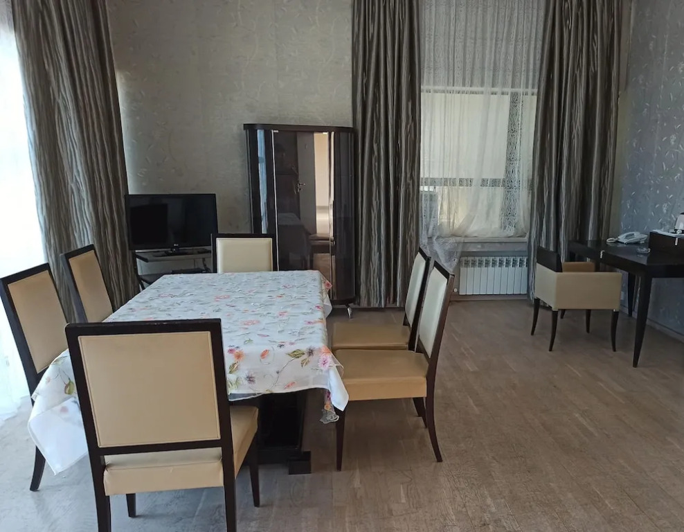 Kaspi Beach Resort