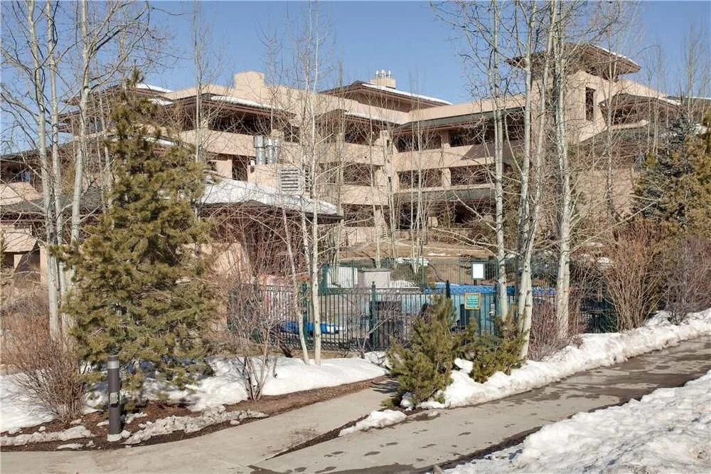 Canyon Creek B 204