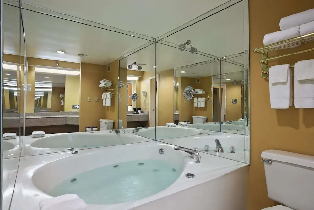 Days Inn Airport Nashville East
