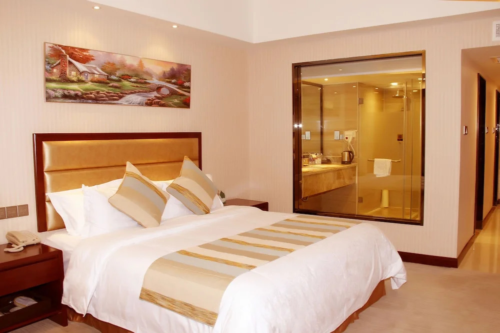 Zidongge Huatian Hotel