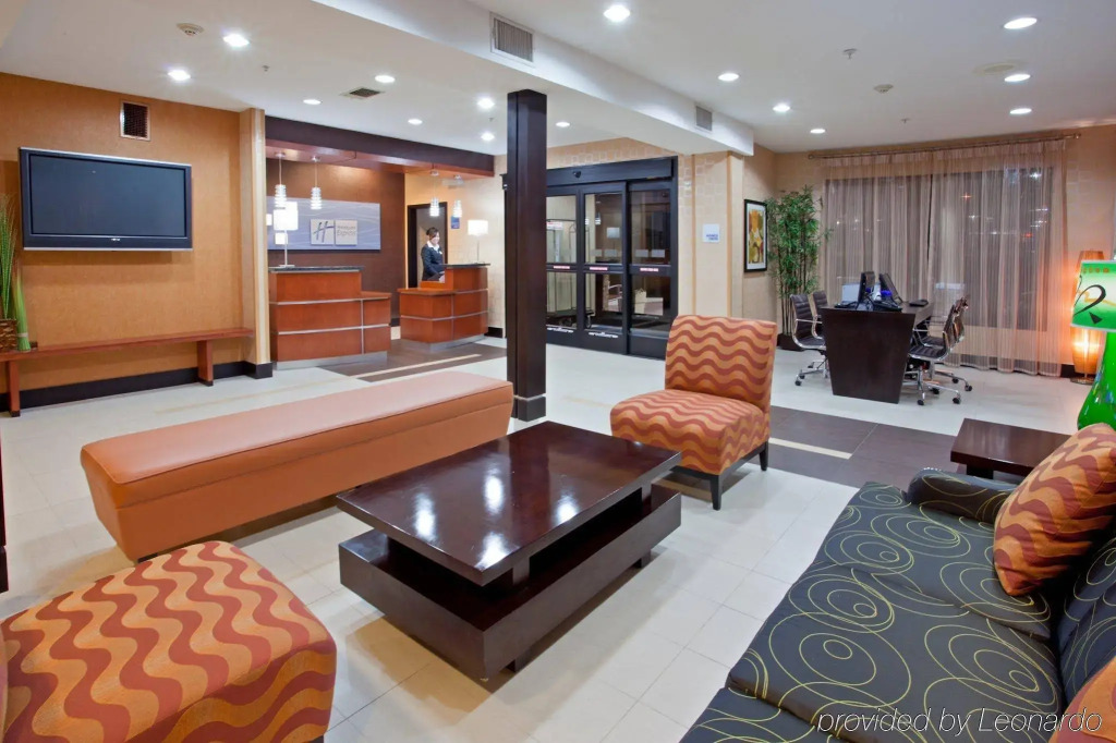 Holiday Inn Express Arlington by IHG