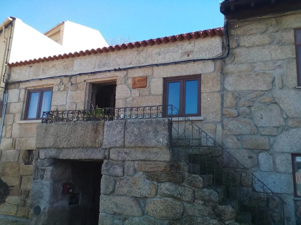 House With 3 Bedrooms in Belmonte, With Furnished Balcony and Wifi