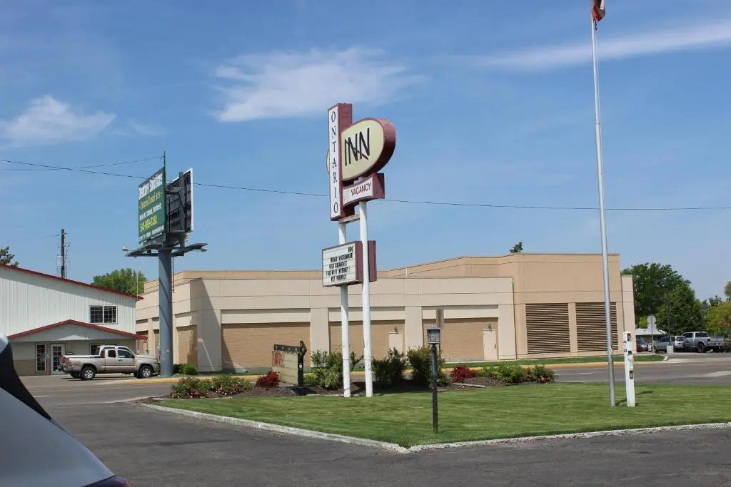 Ontario Inn
